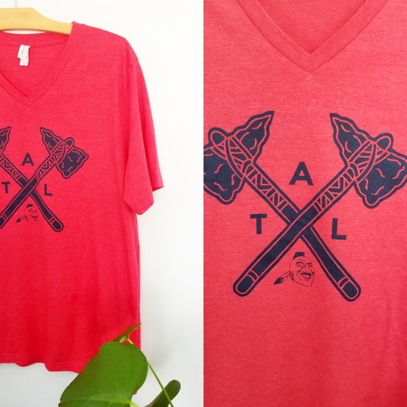 red braves t shirt